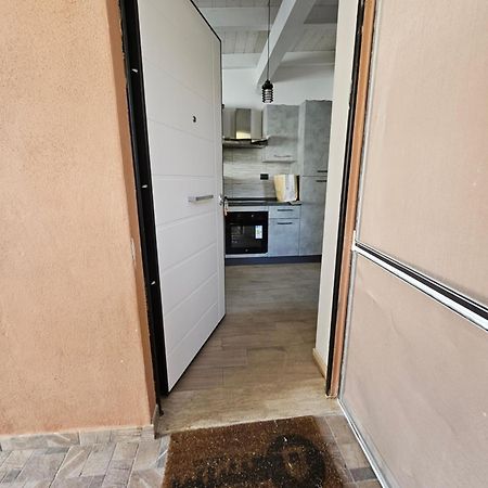 Casa Vacanze Dragona 15 Min Fco 10 Min Ostia أسيليا المظهر الخارجي الصورة